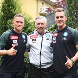 FOTO – Milik e Zielinski arrivano a Dimaro, ecco il primo scatto con Ancelotti