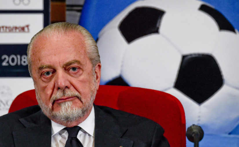 Napoli, striscioni pieni di offese contro De Laurentiis