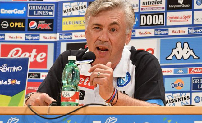 Ancelotti: “Callejon è formidabile da esterno! Due ruoli per Fabian, Mertens come Verdi”