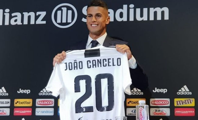 Cancelo: “Voglio vincere con la Juventus. Ronaldo è il migliore del mondo”