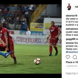 FOTO – “Mezzo uomo, via da Napoli”: Inglese insultato sui social, ma in molti lo difendono: “Non sono veri tifosi”