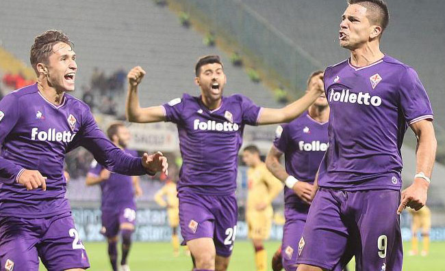 La Serie A vuole fermarsi, cinque club non vogliono giocare. Comunicato della Fiorentina