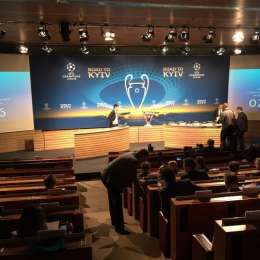 UFFICIALE – Sorteggio Champions, club stessa federazione: Napoli e Roma in giorni diversi, i dettagli