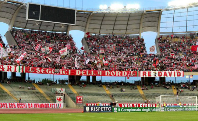 Esordio del Bari al San Nicola, ma De Laurentiis sceglie il Napoli: i commenti dei tifosi pugliesi