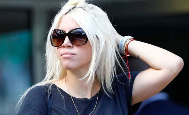 FOTO – Wanda Nara in lacrime per Maurito: che moglie, l’immagine ha fatto il giro della rete