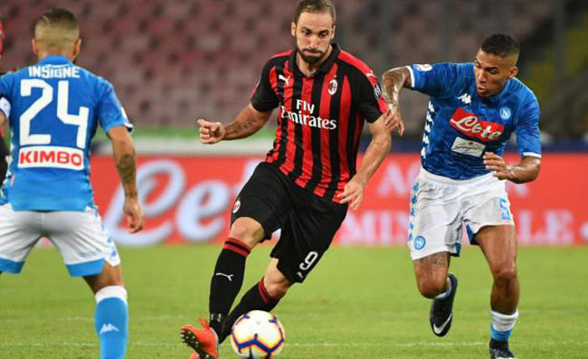 Higuain si è preso il Milan, il Pipita è una furia nello spogliatoio! A Napoli c’è chi lo rimpiange