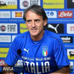 Italia, l’allarme di Mancini: “Mai così pochi italiani in campo, è il momento più basso. Serve coraggio”
