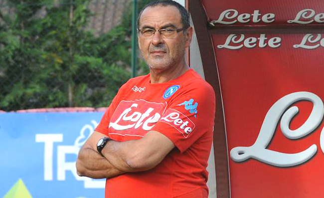 Simpatica gaffe a Kiss Kiss: “Allora, chi schiererà Sarri contro il Torino?”, Martino reagisce così