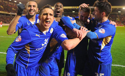 Tragedia Leicester, statua in onore del presidente. Verrà installata fuori il King Power Stadium