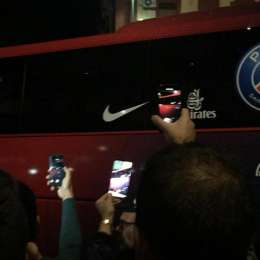 VIDEO – Arrivato anche il Psg al San Paolo, fischi per i parigini ma comportamento esemplare del pubblico azzurro