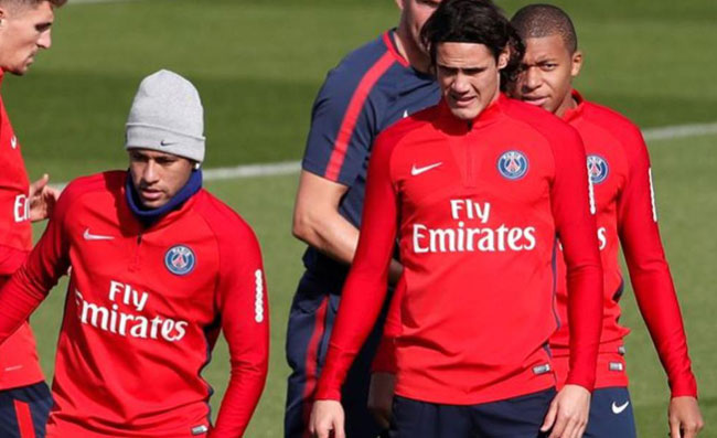 Chiariello scherza con l’amico di Cavani: “Devo dare una brutta notizia ad Edinson”