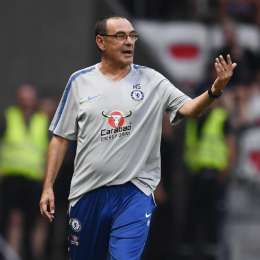 Gazzetta punge Sarri: “Quando disse ‘voglio 11 facce di c***o che palleggiano in faccia al City’ era già sotto 2 gol al 13’…”