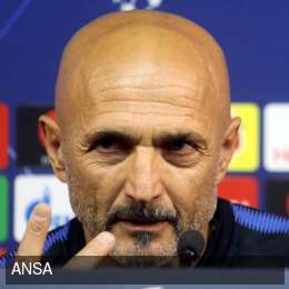 Inter, Spalletti ammette: “Giusto tenere il mirino su di me, la squadra sta facendo quello che deve”