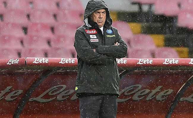 Callejon esulta, ma colpisce il gesto di Ancelotti: Milik a colloquio, aveva previsto tutto?