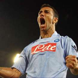 FOTO – Quagliarella compie 36 anni, il Napoli lo celebra postando una foto in azzurro: “Auguri Fabio!”