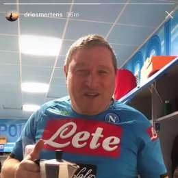 VIDEO – “Oggi San Ciro, auguri!”. Starace scherza con Mertens e gli offre il solito caffè: “Grazie Tommy!”