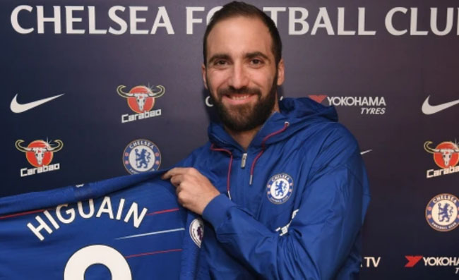 VIDEO – Higuain fulmina il portiere ospite, ecco il primo gol con il Chelsea: movimento micidiale!