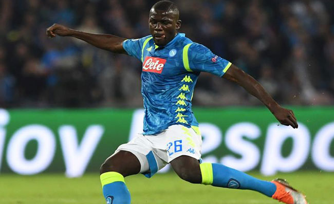 Entourage Koulibaly: “Kalidou Top 5, non bastano 100 mln! ADL ha cuore, ma per lui il Napoli è azienda”