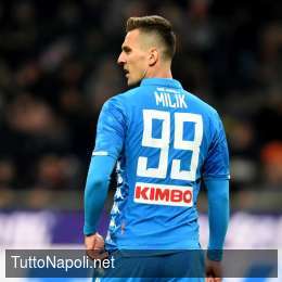 Milik risolve una mischia toccando in rete ma l’arbitro annulla il tris: c’era Maksimovic in fuorigioco