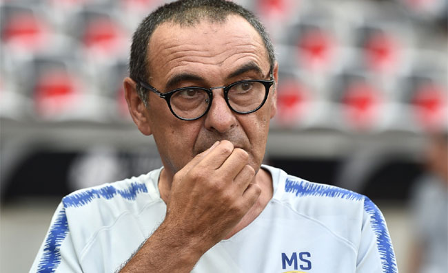 Sarri risponde alle critiche: “Pressione? Al Napoli era superiore. Non è un mio problema…”