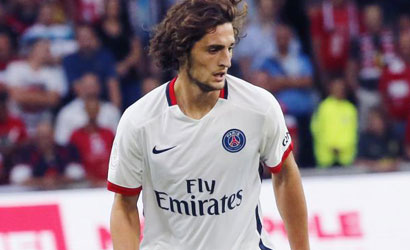 Polveriera PSG, Rabiot beccato in un night club mentre la squadra usciva dalla Champions: è polemica
