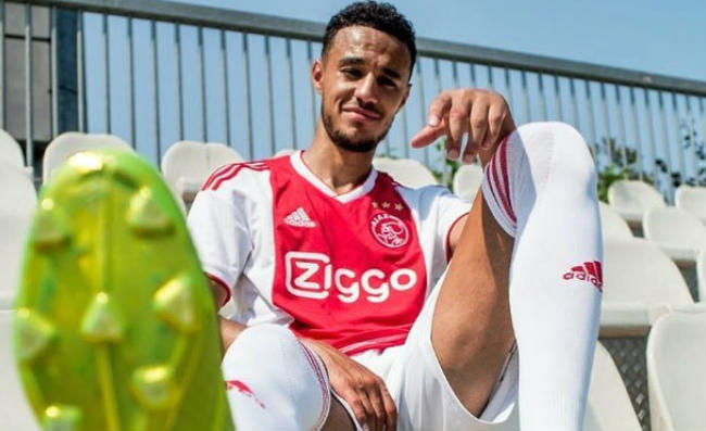 CM.IT – Napoli su Mazraoui, è la sorpresa della Champions! Ma spunta un nuovo accordo con l’Ajax