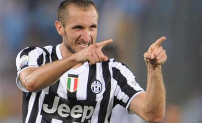 Ex arbitro Tombolini: “Emre e Chiellini geograficamente in fuorigioco sul gol di Pjanic! Giorgio disturba Zielinski”