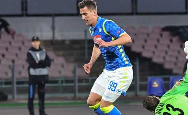 Offerta importantissima dell’Atletico Madrid per Milik! De Laurentiis dice no. Le cifre