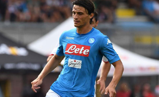 RAI – Inglese, il Napoli ha fissato il prezzo: plusvalenza super per De Laurentiis? C’è il West Ham