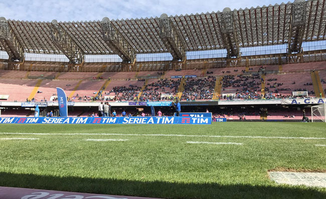 Chiariello: “Curve con il Cagliari a 30 euro: vendetta di ADL? Sotto c’è scritto: stateve a casa”
