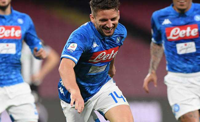 Chiariello: “Sentito il papà di Mertens sul Napoli? A little bit. Ancelotti ha scritto sul sito…”