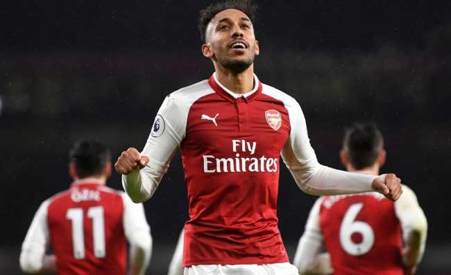 IL MATTINO – Retroscena Napoli-Aubameyang, l’attaccante del Gabon sfida il muro Koulibaly