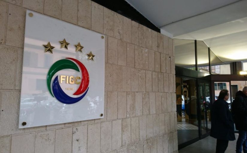 Caos Serie B: La FIGC verso slittamento playoff e ripristino dei playout