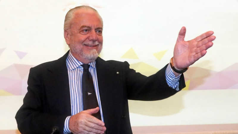 De Laurentiis: “Sarà un Napoli più forte, cerchiamo grandissimo attaccante. “