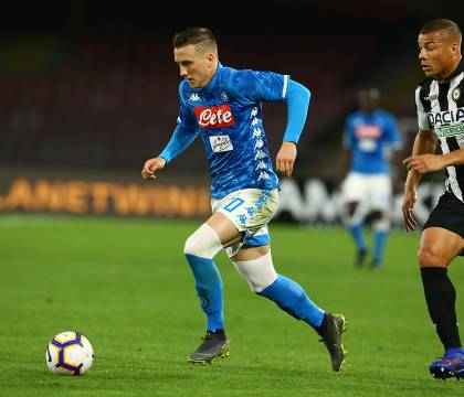 Zielinski: “Ancelotti mi ha cambiato. Sarri alla Juve? Mi divertirò a batterlo”
