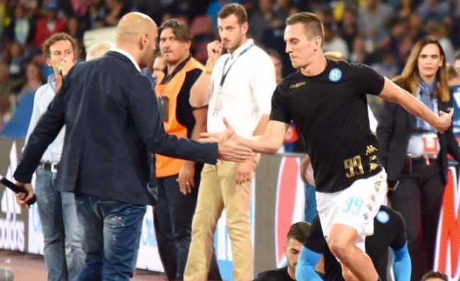Decibel Bellini dopo la rapina: “Napoli siamo noi e non ce ne andremo mai. Ci avete fatto vivere un incubo!”
