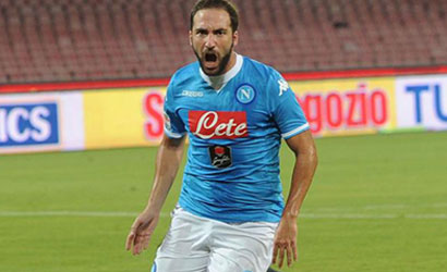 Higuain ha tradito Napoli, telefonata in Trentino e l’sms inviato a un suo amico