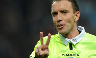 Marelli attacca: “Mazzoleni resta al VAR in Serie A: come la mettiamo dopo le sue parole su Hamsik?”