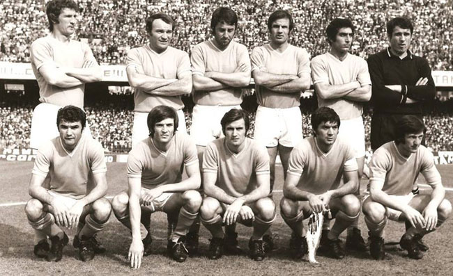 Morto ex calciatore del Napoli. Il cordoglio della società azzurra: “Lo ricordiamo con affetto”