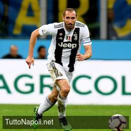 Juve, primi guai per Sarri: si ferma subito Chiellini, a rischio la tournée asiatica