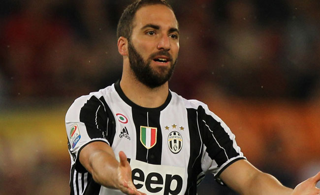 SKY – Higuain deve decidere presto, la Roma insiste: la Juve spinge per la cessione, si corre un rischio