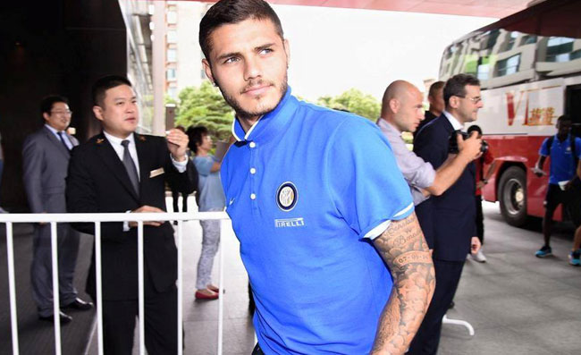 Conduttore Sky: “Calendario? Napoli accontentato. Subito la Juve: che occasione. Arriva Icardi? Dicono…”