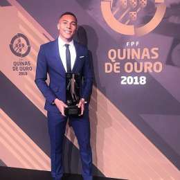 SSC Napoli, nota su Vinicius: “Godrà di qualche giorno di permesso”