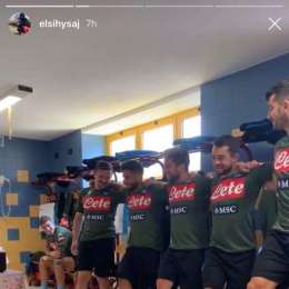 VIDEO – Clima disteso negli spogliatoi, 5 azzurri si dilettano col balletto: “Dov’è Tommaso?”
