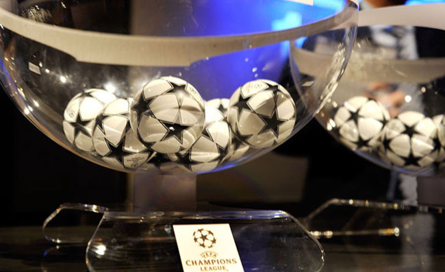 LIVE – Sorteggio gironi Champions League. Il Napoli può pescare tra 21 squadre! I dettagli