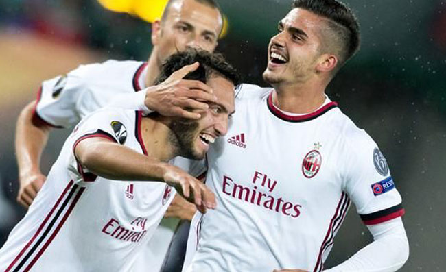 Mercato, il Milan fa cassa: via ben cinque calciatori! Andrè Silva verso il Southampton