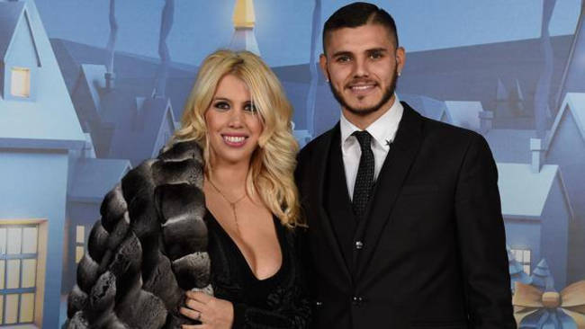 Radio Marte. Mauro Icardi non sta rifiutando il Napoli. Wanda Nara risponde a De Laurentiis. Gli aggiornamenti