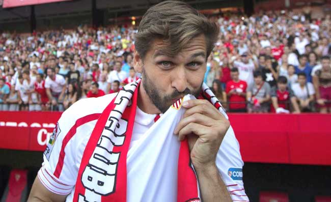 ULTIM’ORA – Llorente è arrivato a Villa Stuart per le visite mediche. Poi si sposterà a Napoli per la firma