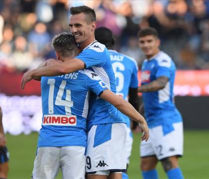 Gazzetta: Napoli vivo nonostante la Champions, ma i punti persi peseranno come macigni