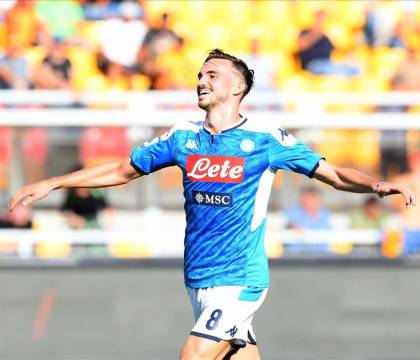 Mundo Deportivo: comincia la guerra Barcellona-Real Madrid per Fabian Ruiz